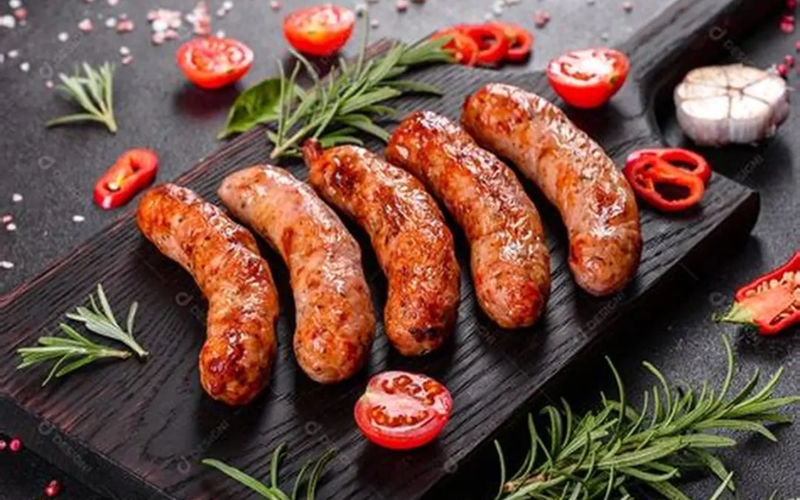 xúc xích Đức truyền thống